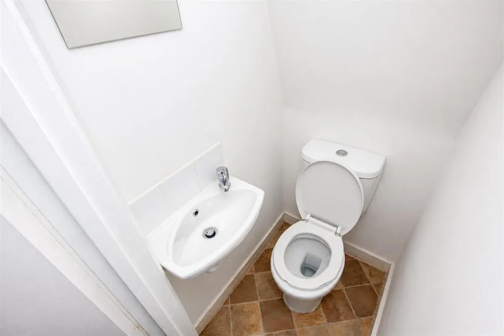 6 bedroom apartment for rent