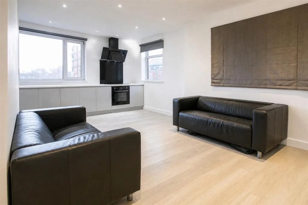 5 bedroom house for rent