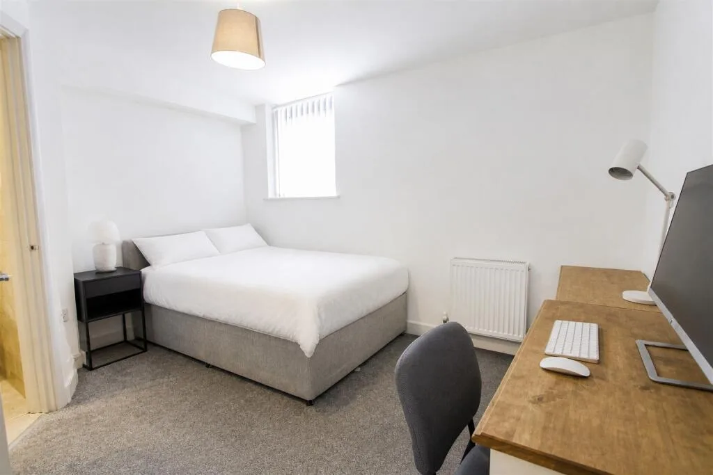 5 bedroom house for rent