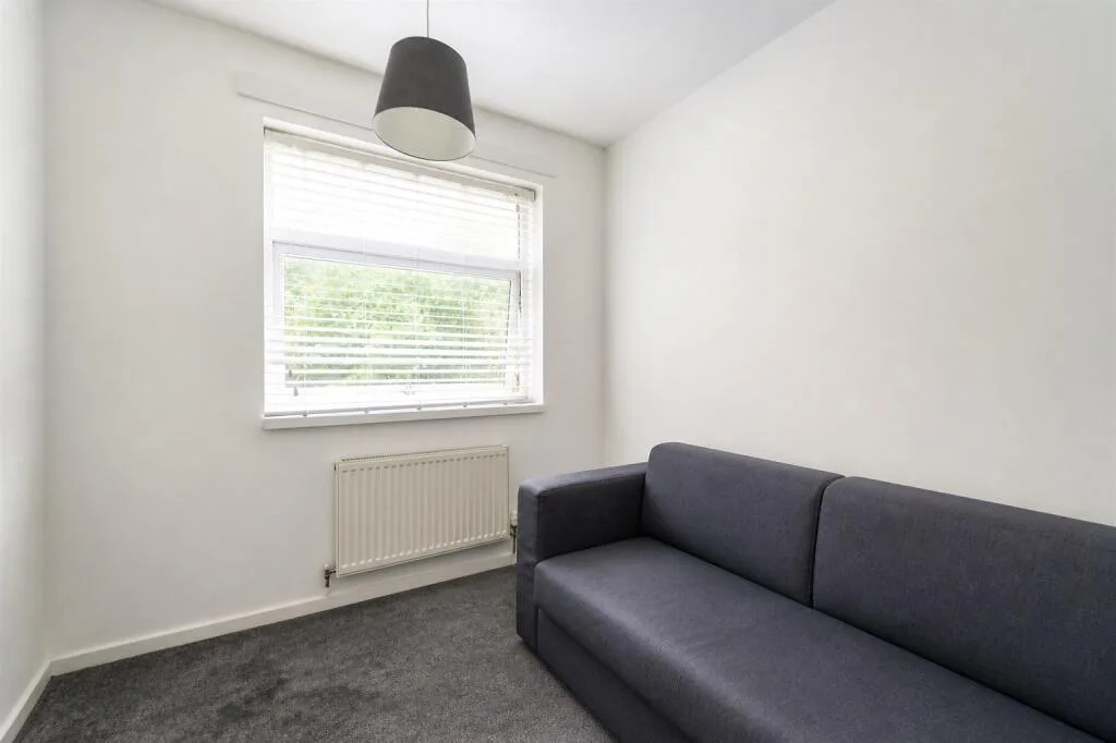 5 bedroom house for rent