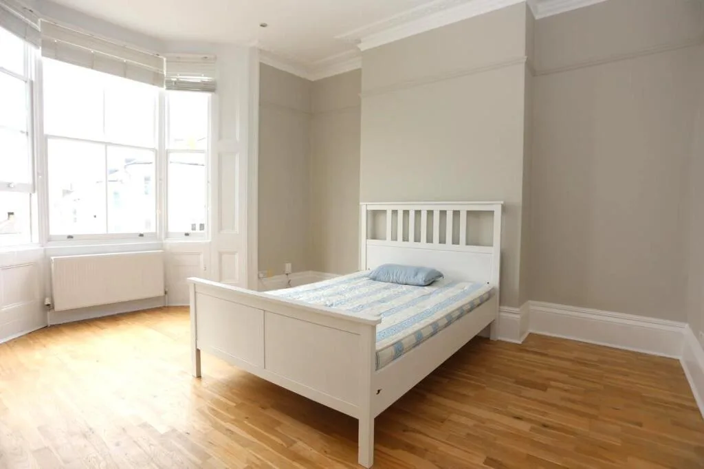 4 bedroom maisonette for rent
