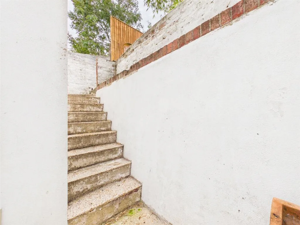 2 bedroom terraced house for rent