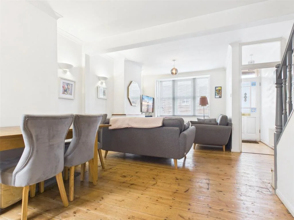2 bedroom terraced house for rent