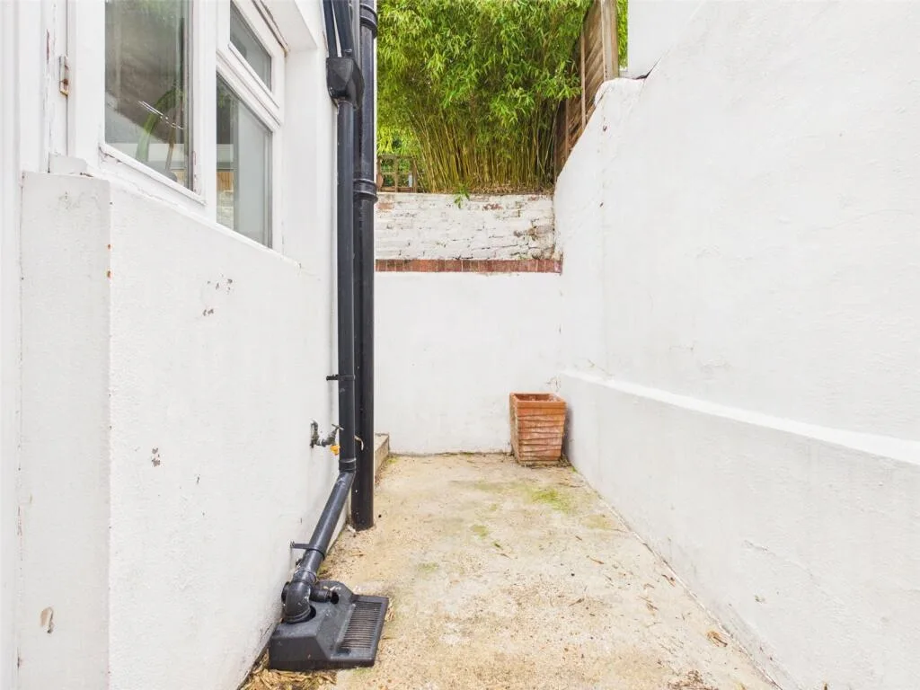 2 bedroom terraced house for rent