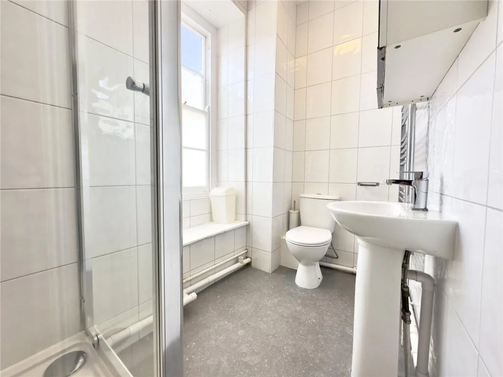10 bedroom terraced house for rent