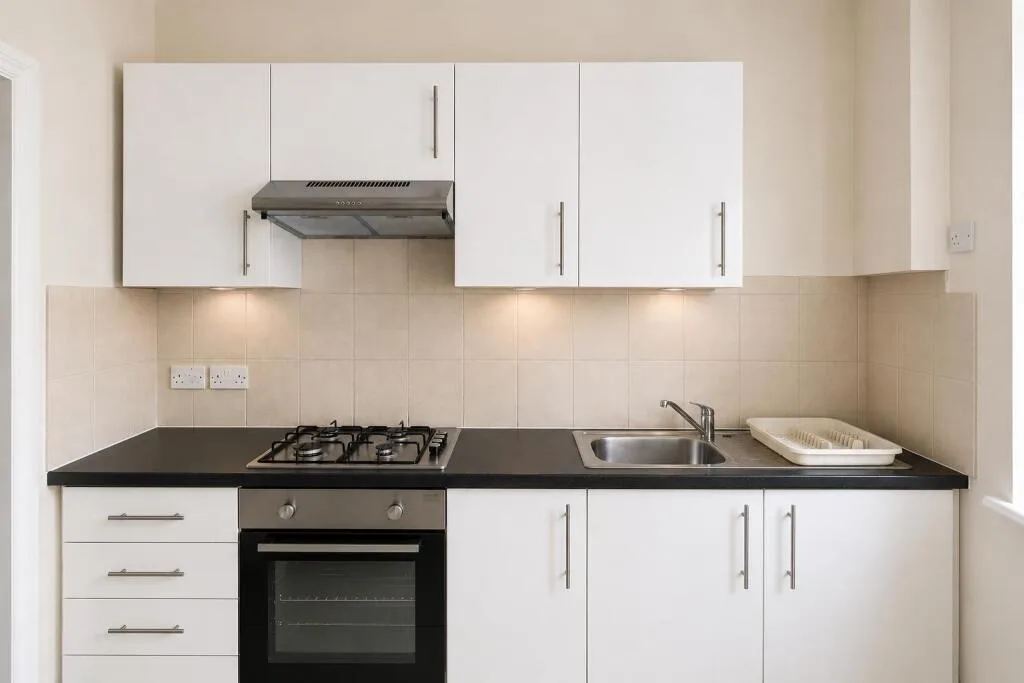 4 bedroom terraced house for rent