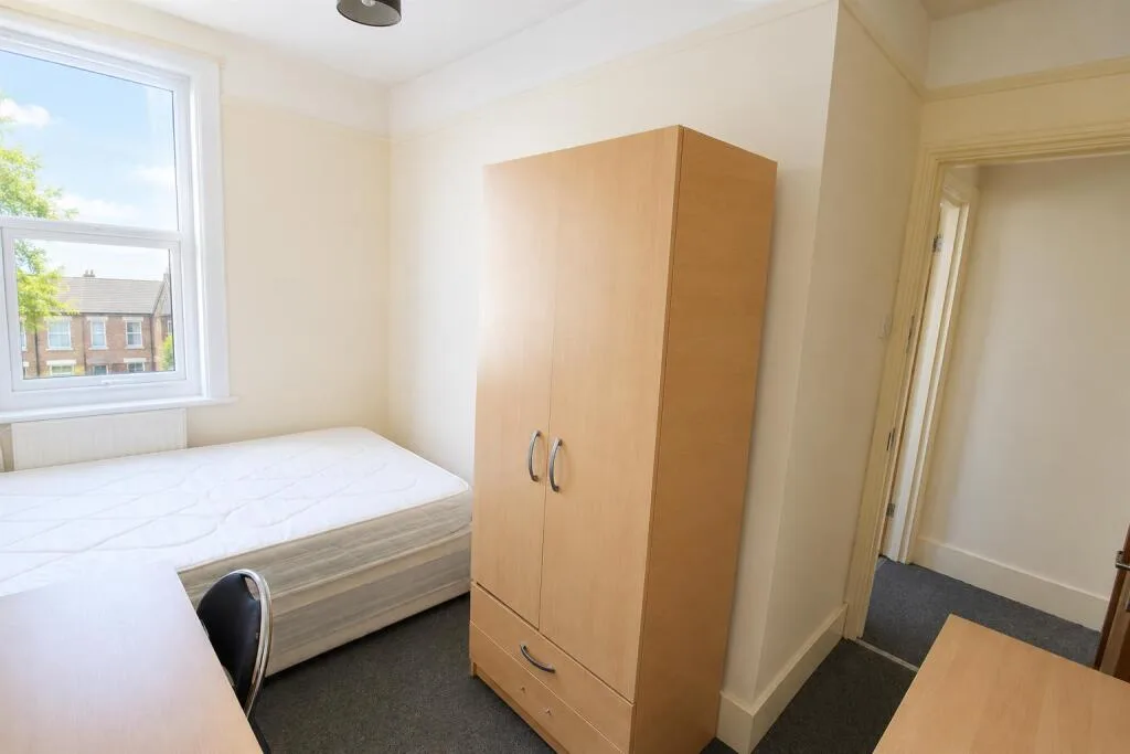 4 bedroom terraced house for rent