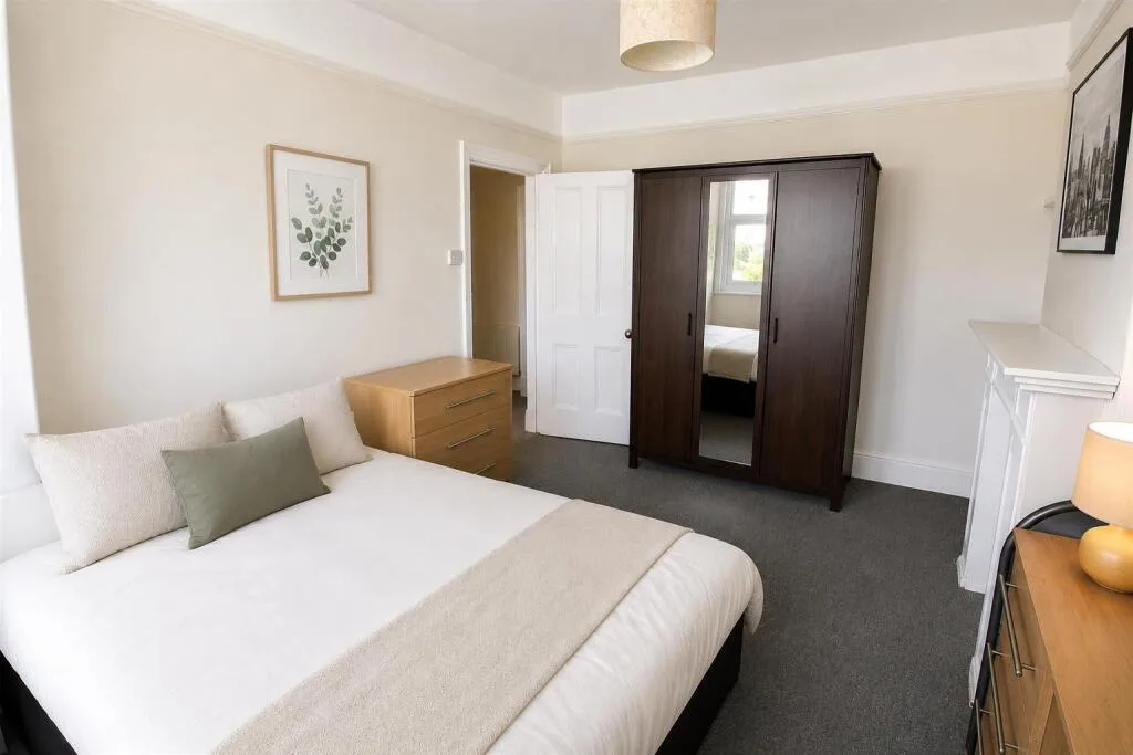 4 bedroom terraced house for rent