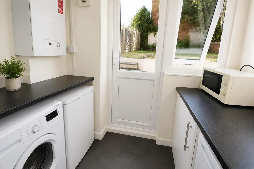 4 bedroom terraced house for rent