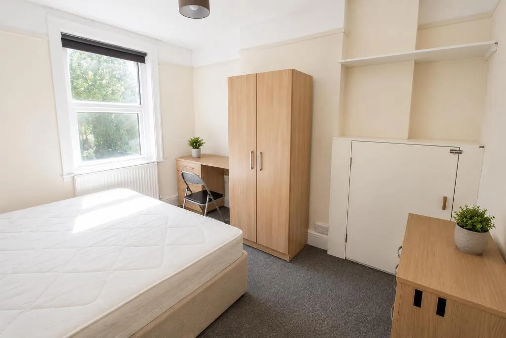 4 bedroom terraced house for rent