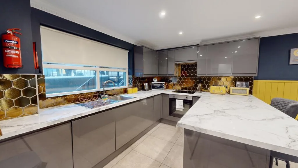 4 bedroom terraced house for rent