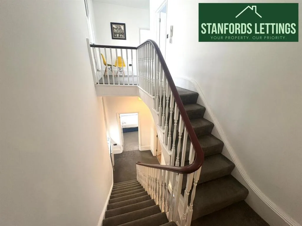 5 bedroom maisonette for rent