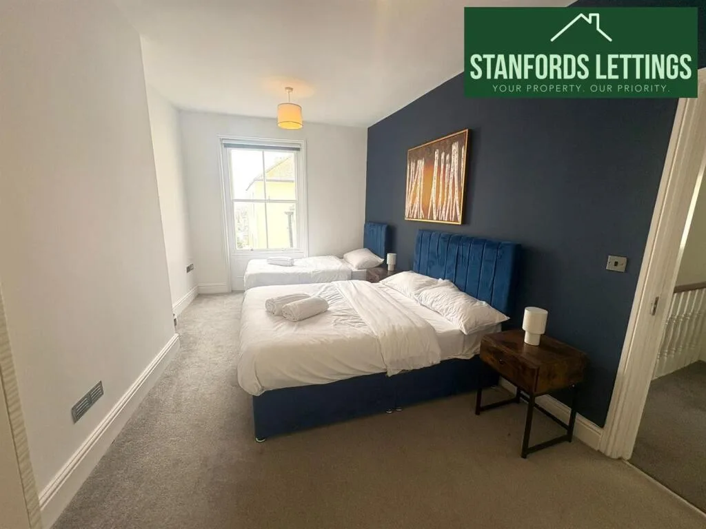 5 bedroom maisonette for rent