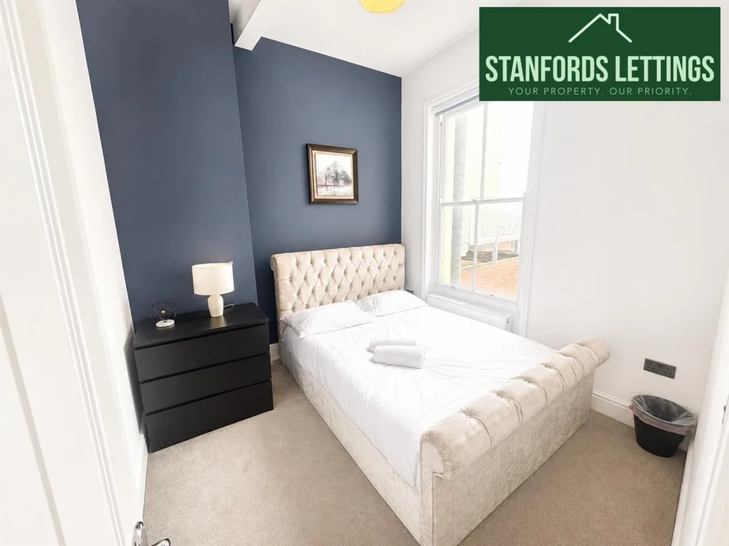 5 bedroom maisonette for rent