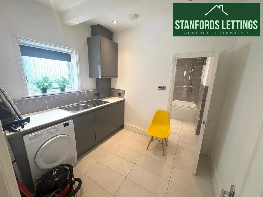5 bedroom maisonette for rent