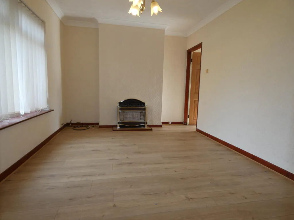 2 bedroom semi-detached house for rent