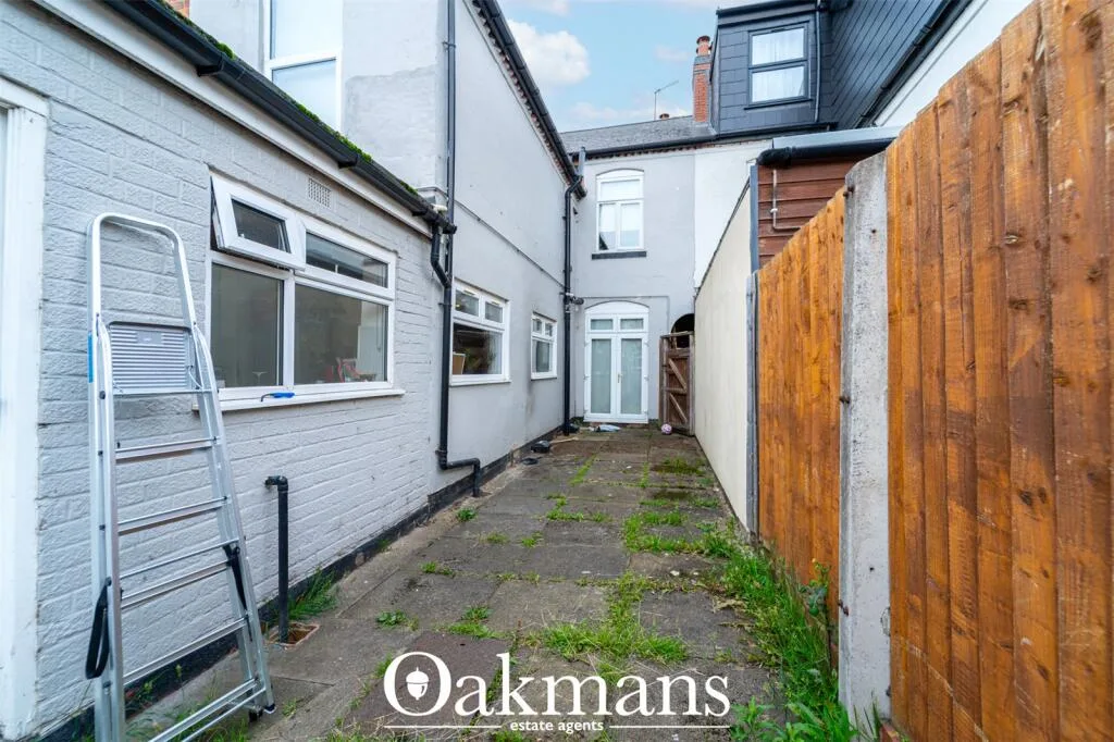 5 bedroom house for rent