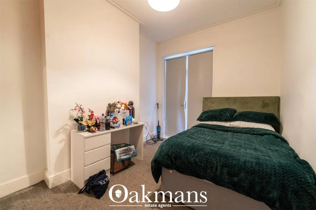 5 bedroom house for rent