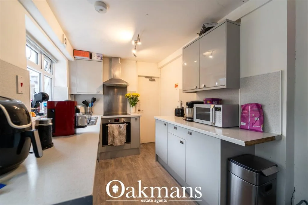 5 bedroom house for rent