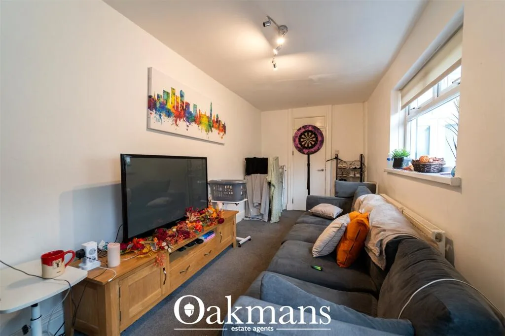 5 bedroom house for rent