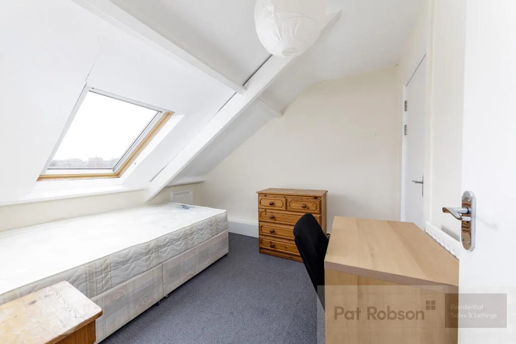 5 bedroom house for rent
