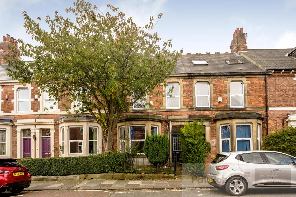 6 bedroom house for rent