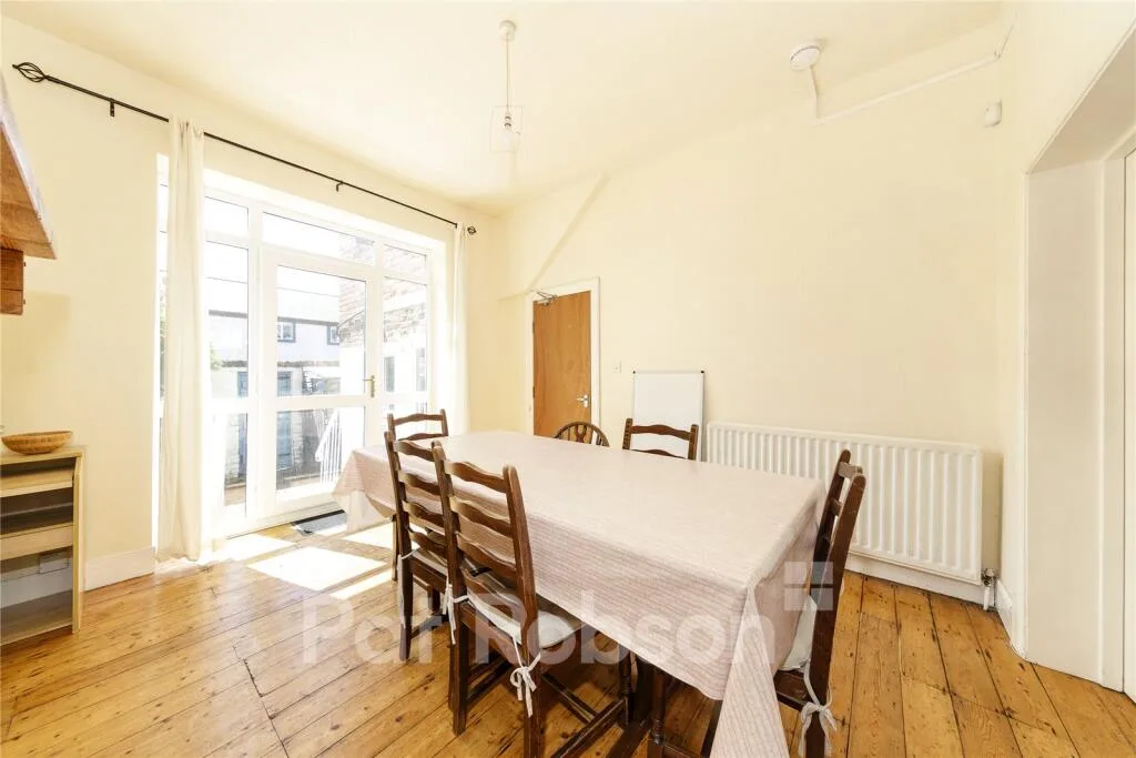 4 bedroom property for rent