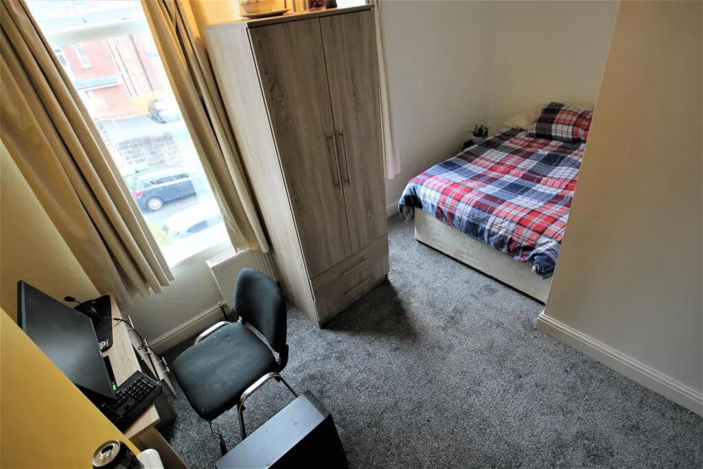 4 bedroom terraced house for rent