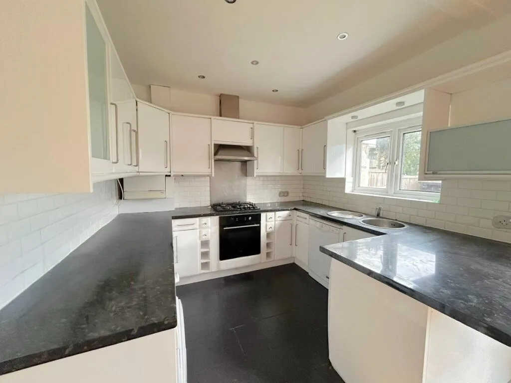 3 bedroom property for rent