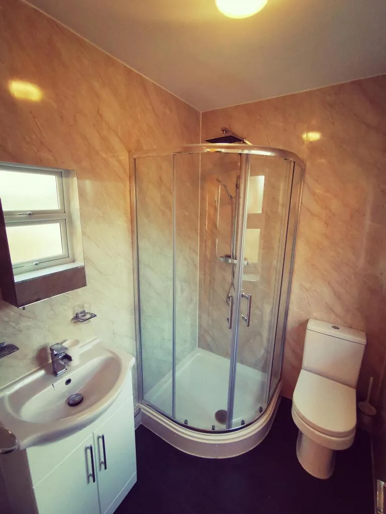 2 bedroom house for rent