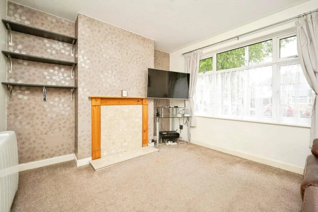 2 bedroom semi-detached house for rent