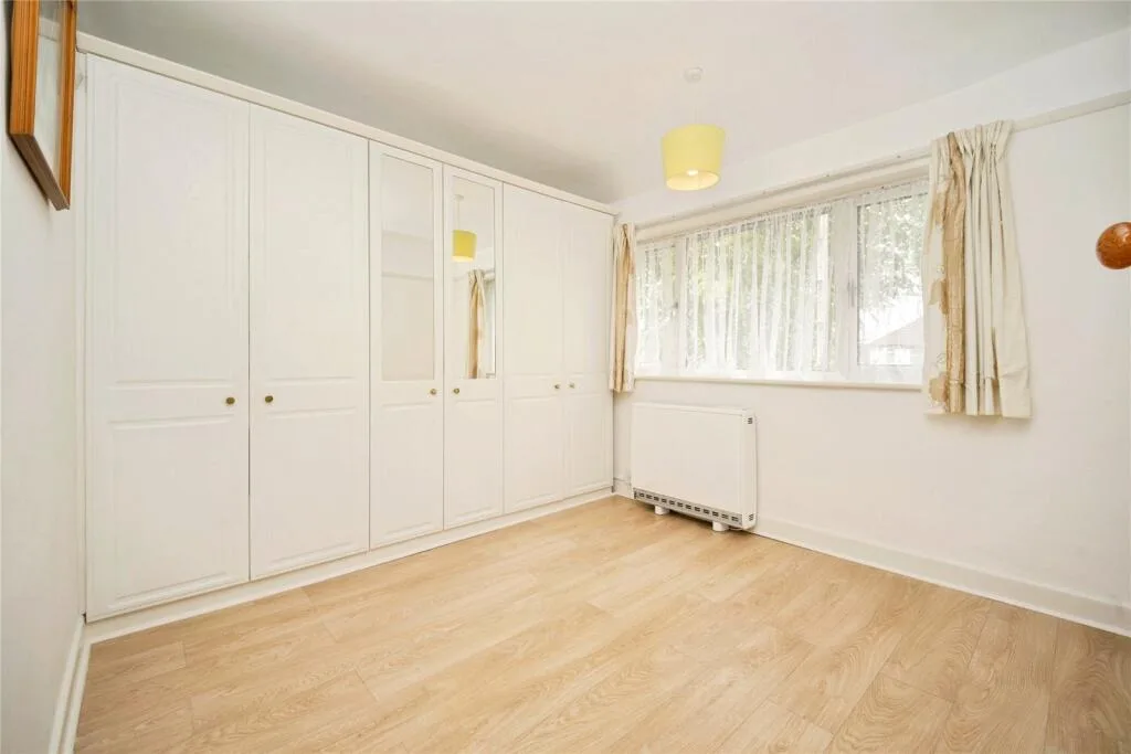 2 bedroom semi-detached house for rent