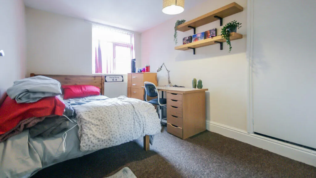 7 bedroom terraced house for rent