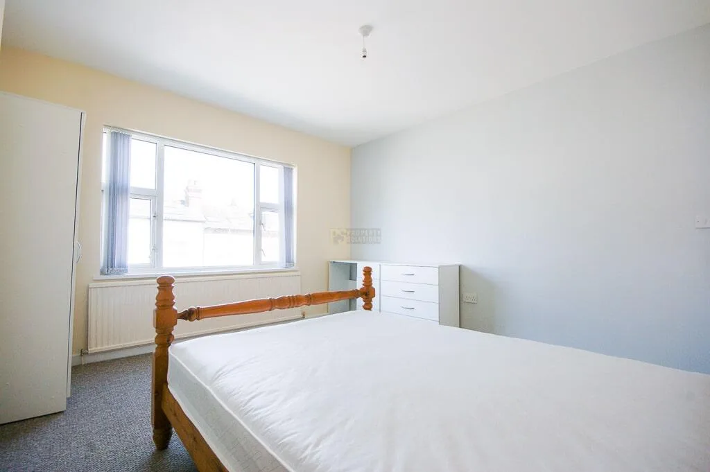 4 bedroom terraced house for rent
