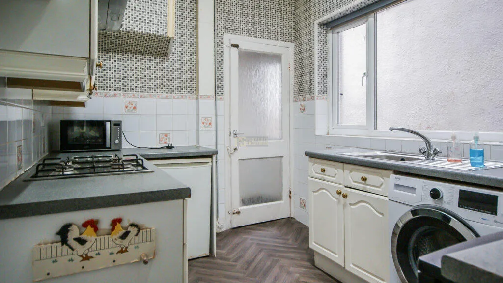 4 bedroom terraced house for rent