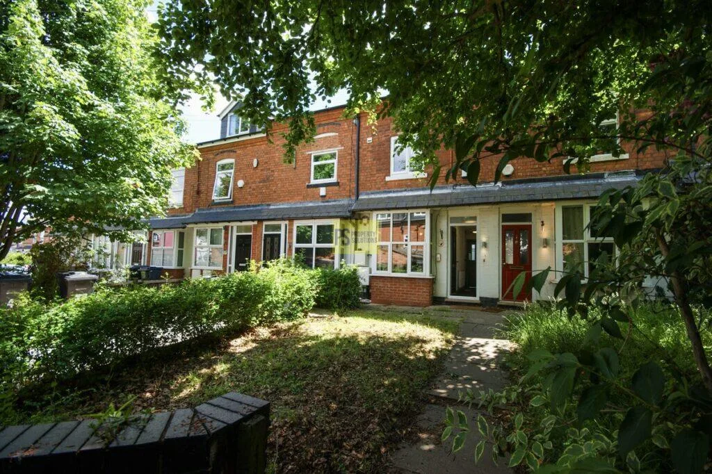 6 bedroom terraced house for rent