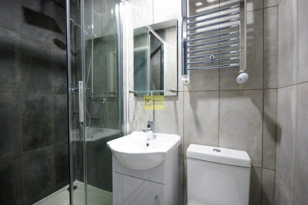 7 bedroom terraced house for rent