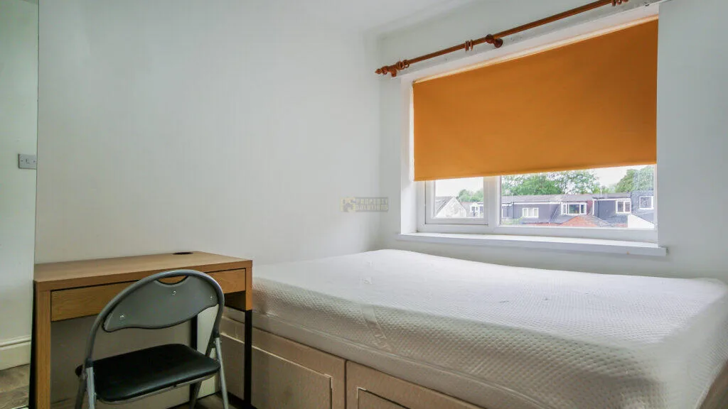 6 bedroom terraced house for rent