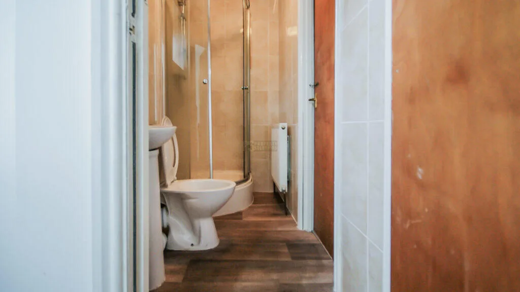 6 bedroom terraced house for rent