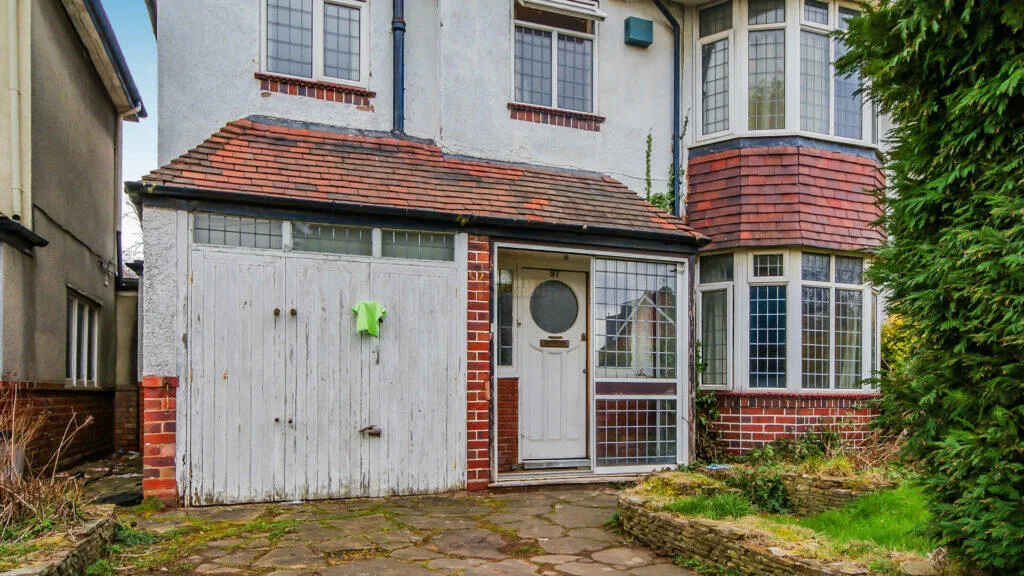 5 bedroom terraced house for rent