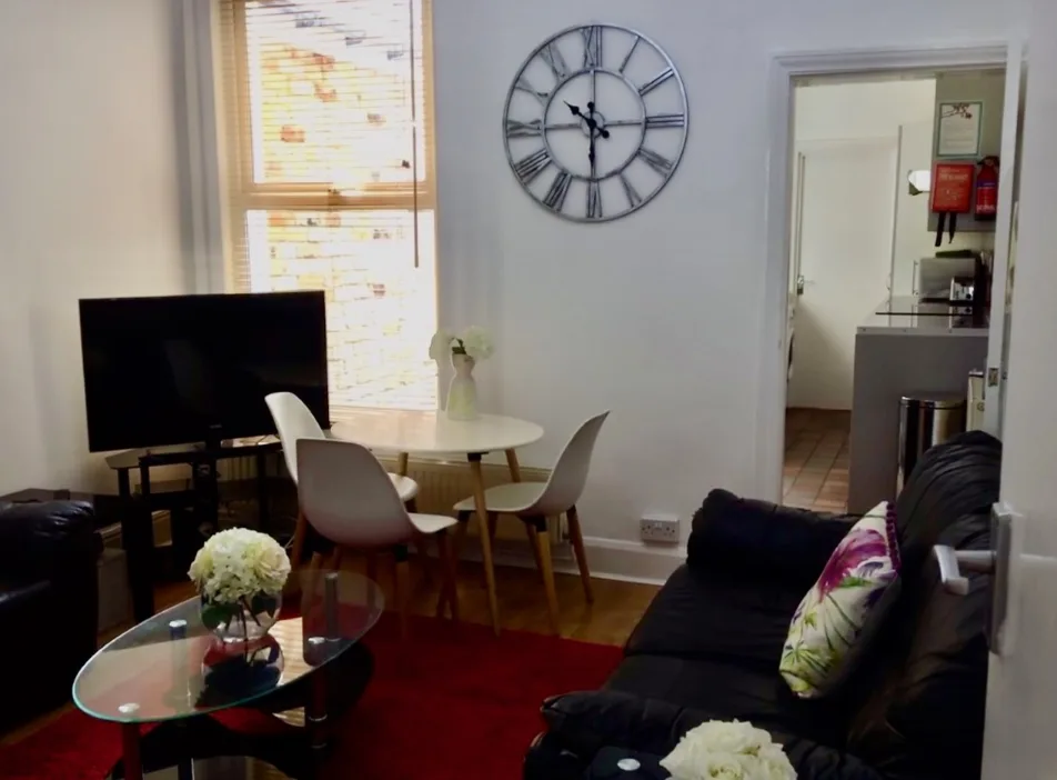 5 bedroom house for rent