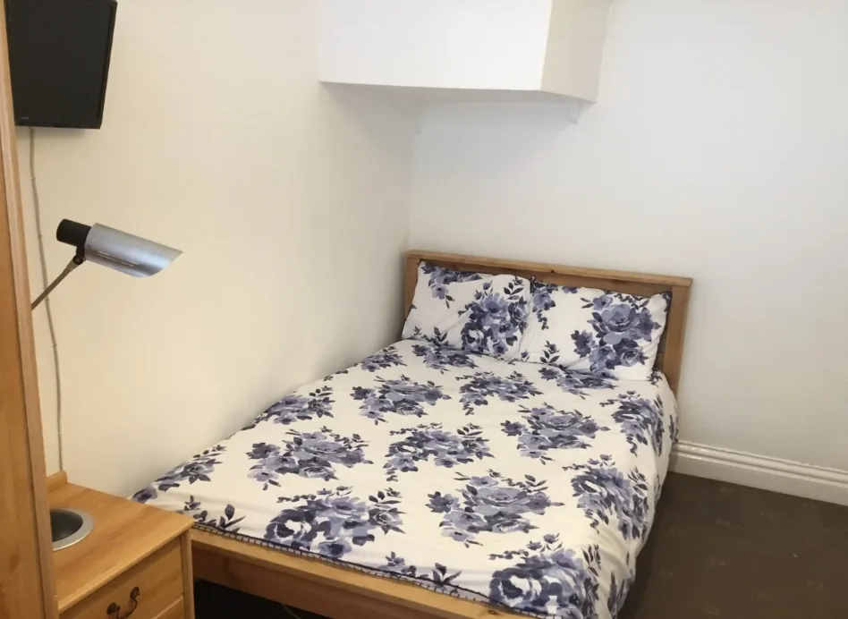 5 bedroom house for rent