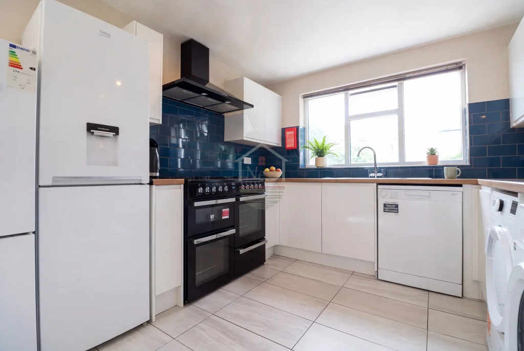 7 bedroom house of multiple occupation for rent
