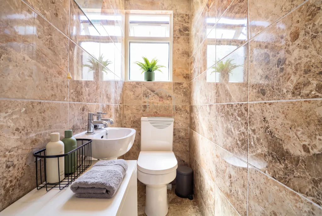3 bedroom house of multiple occupation for rent