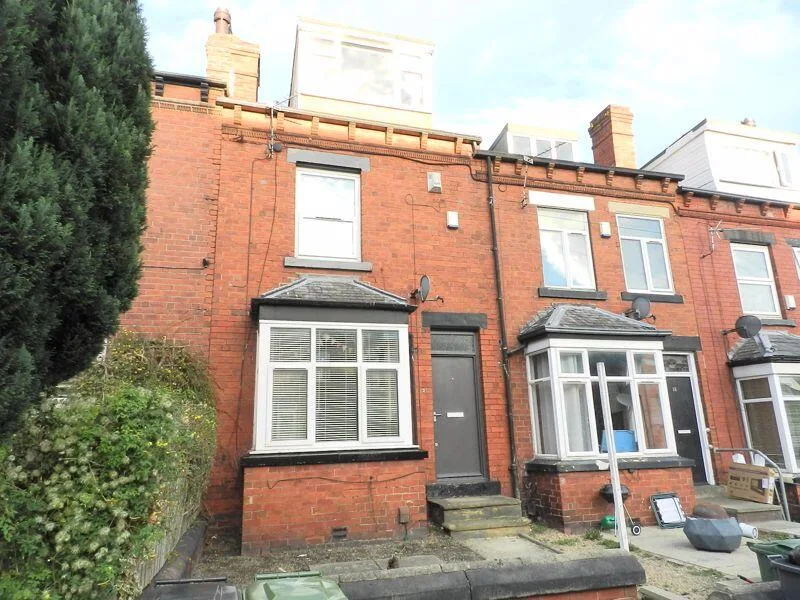 4 bedroom terraced house for rent