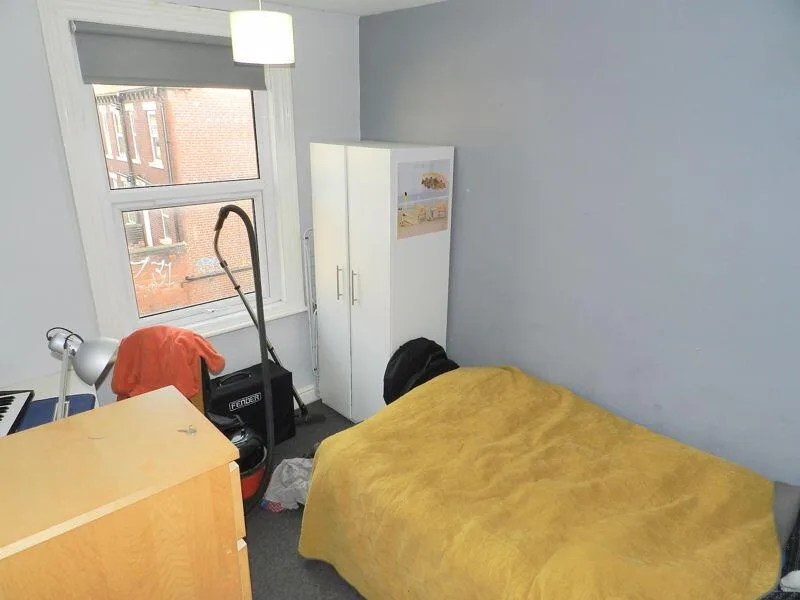 4 bedroom terraced house for rent