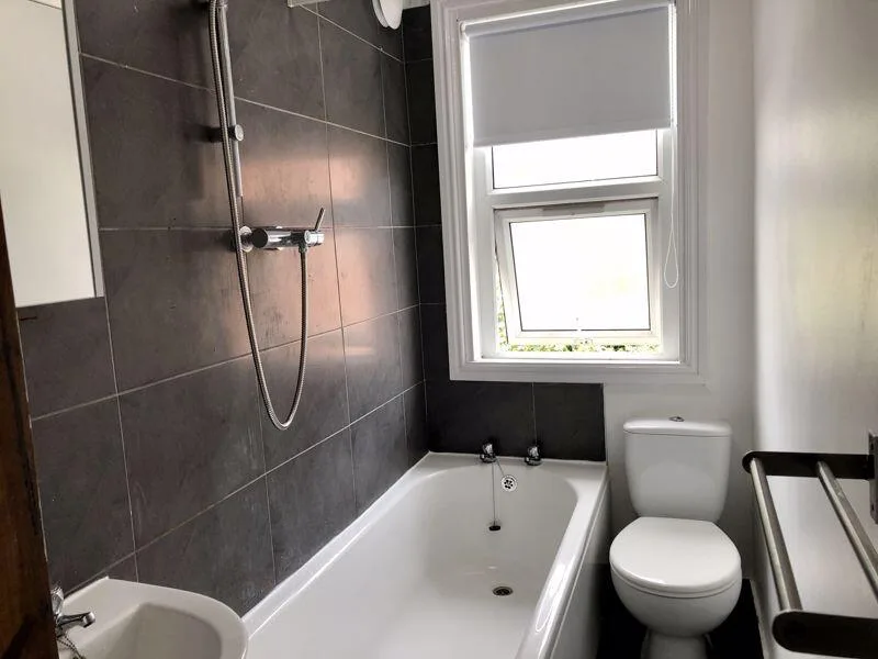 4 bedroom terraced house for rent