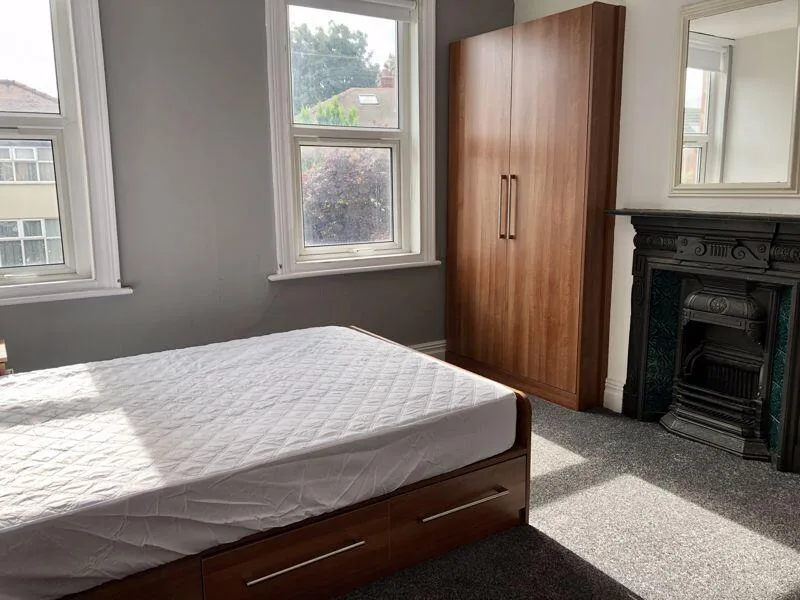 4 bedroom terraced house for rent