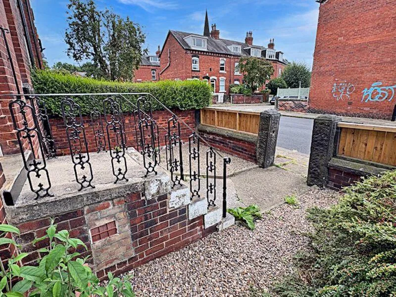 4 bedroom terraced house for rent