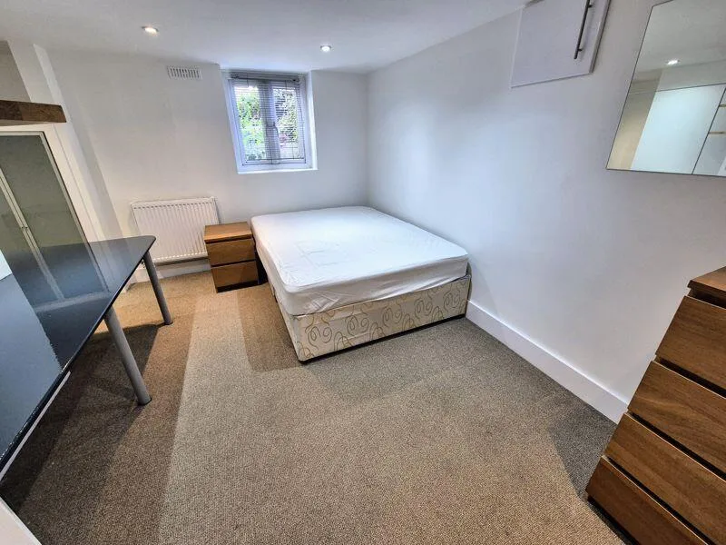 4 bedroom terraced house for rent